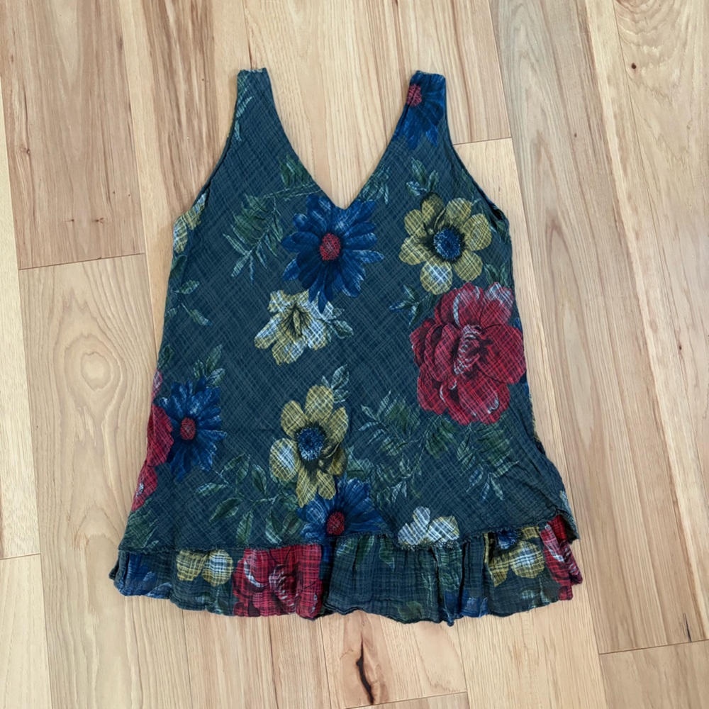 Boho Floral Sleeveless Top with Ruffles